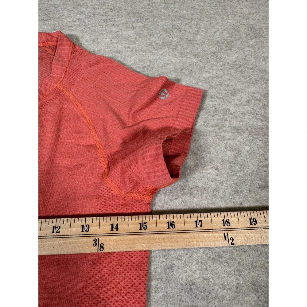 Lululemon Swiftly Tech Shirt Womens 6 Pink Seamless Short Sleeve Run Yoga Top